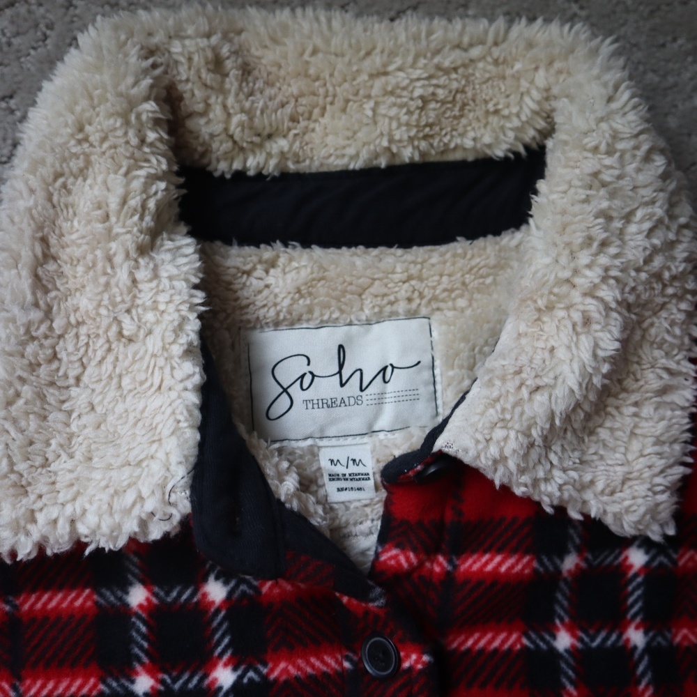 Soho Threads - Picture 2 of 2